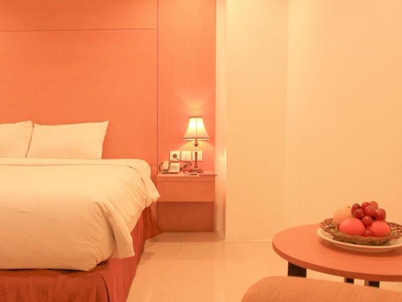 Grand Asia Hotel Makassar Exteriör bild