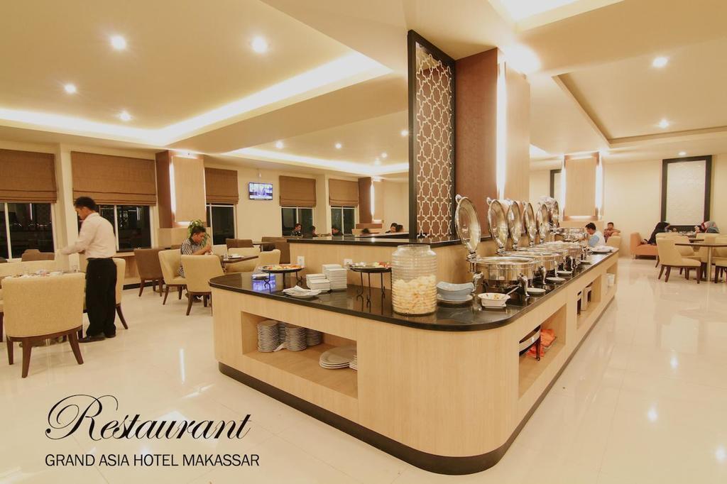 Grand Asia Hotel Makassar Exteriör bild